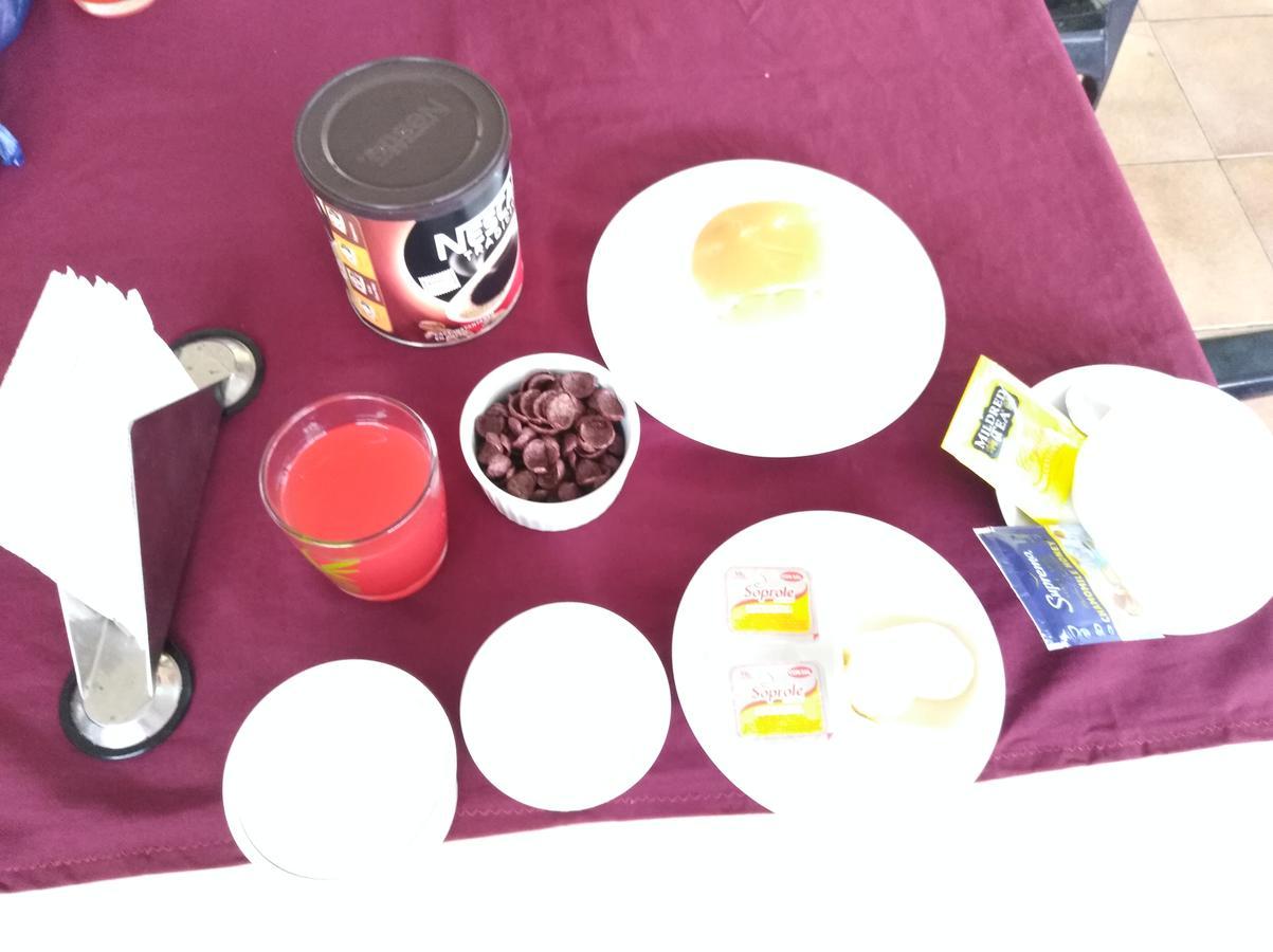 Hostal Rozal Spa Hospicio 이키케 외부 사진